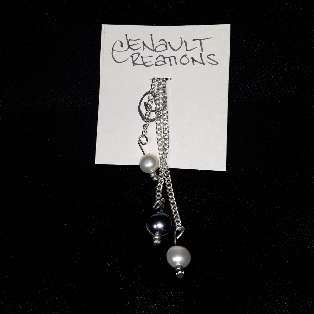 Triple pearl pendant